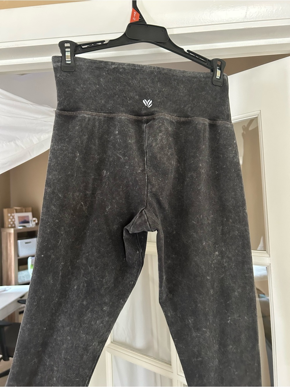 Acid wash soft legging